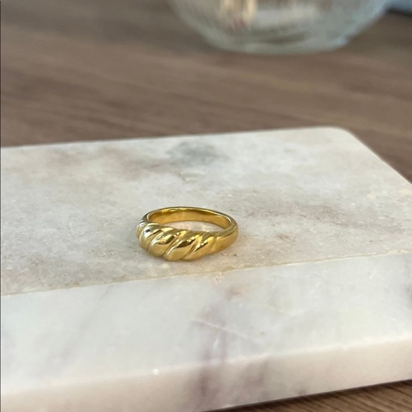 *BLACK FRIDAY SALE* 14k Gold Vermeil Rings - Picture 4 of 7